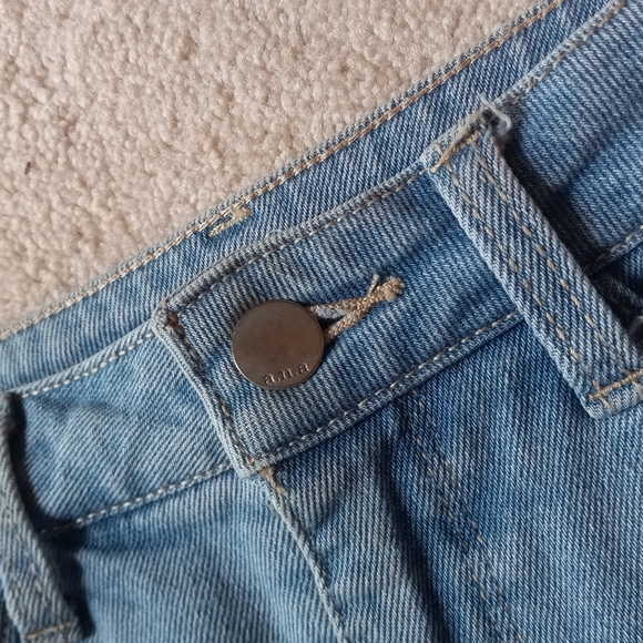 ANA Denim Skirt 6 Light Wash - Picture 8 of 10